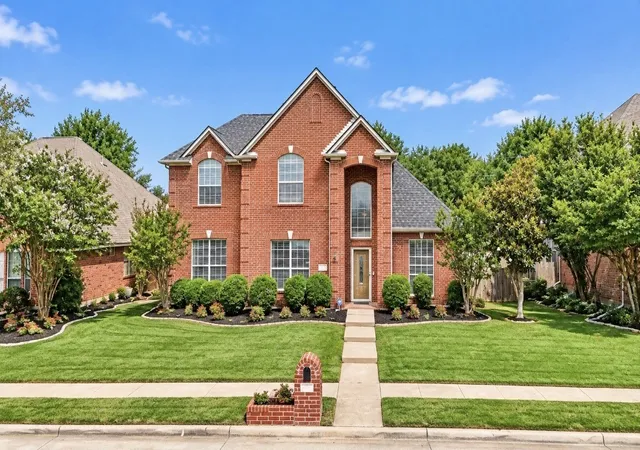 Photo 1 of Single family home for sale at 1808 Lacey Oak Ln, Keller, TX 76248 | MLS# 21401361 | Listing updated on 2026-10-09