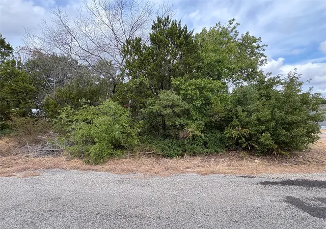 Photo 3 of Land for sale at 4426 W Oak Trl, Granbury, TX 76048 | MLS# 21399095 | Listing updated on 2026-10-02