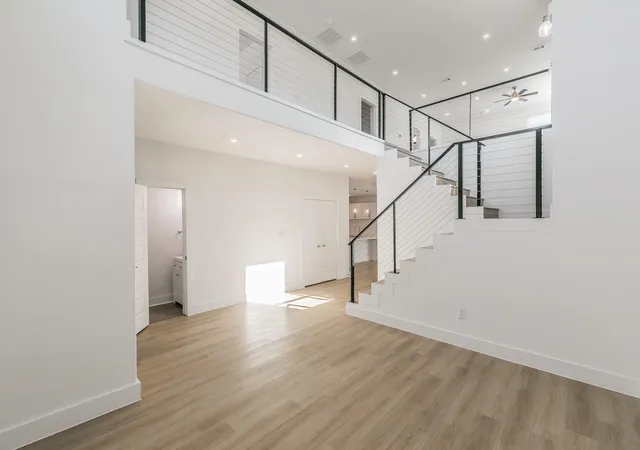 Photo 2 of Single family home for sale at 3908 Vilbig Rd, Dallas, TX 75212 | MLS# 21401533 | Listing updated on 2026-10-02