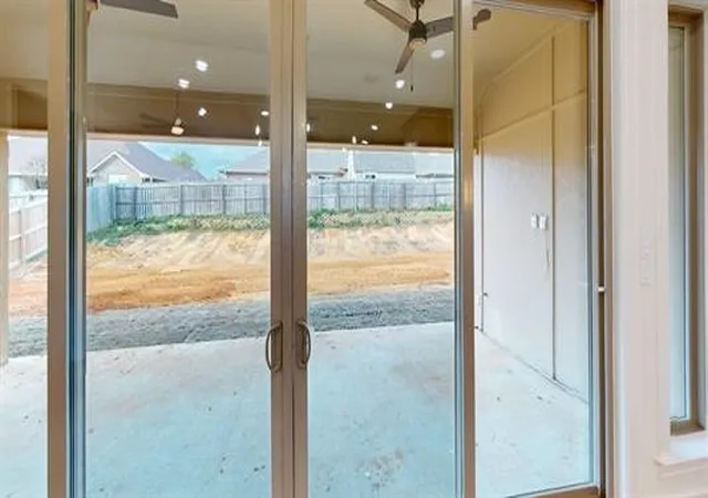 Photo 3 of Single family home for sale at 2511 Windmill Ln, Longview, TX 75601 | MLS# 21401483 | Listing updated on 2026-10-08