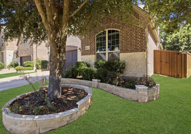 Photo 3 of Single family home for sale at 1865 Wood Duck Ln, Allen, TX 75013 | MLS# 21401481 | Listing updated on 2026-10-02