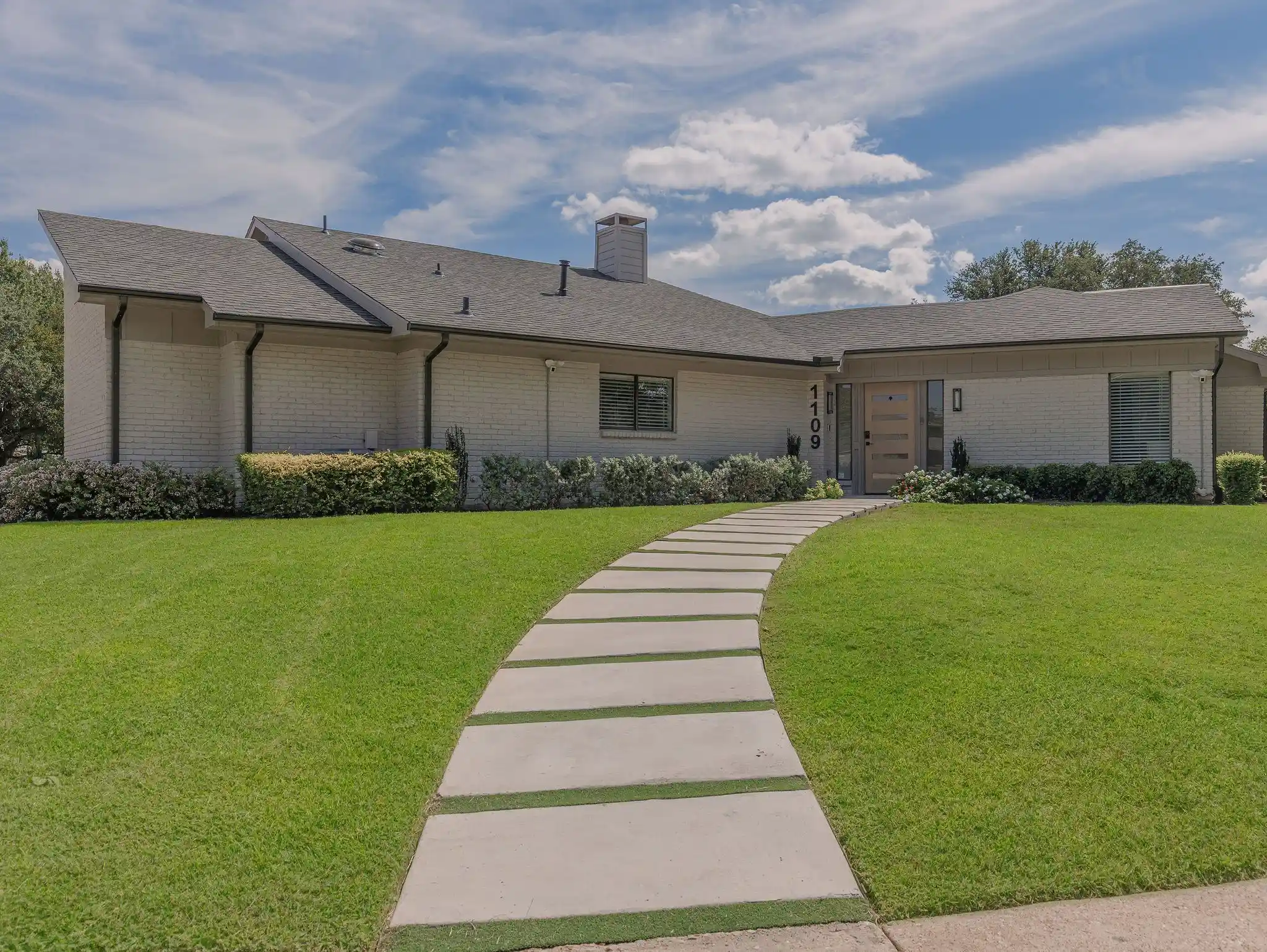 Photo 1 of Sale Pending at 1109 Ml Springs, Richardson, TX 75080 | MLS# 21400610 | Listing updated on 2026-10-12