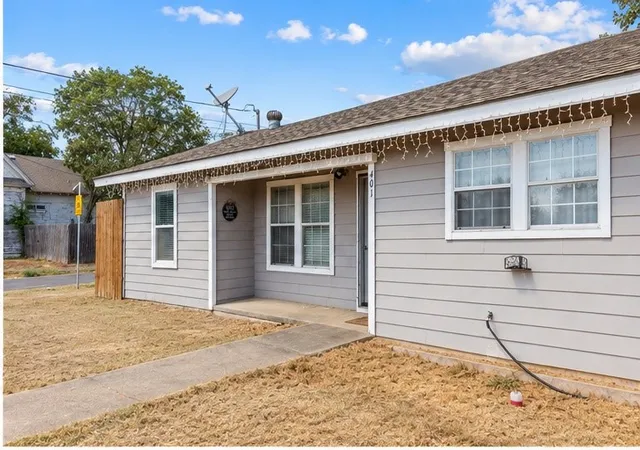 Single family home for sale at 401 E Davis Ave, Alvarado, TX 76009 | MLS# 21397735