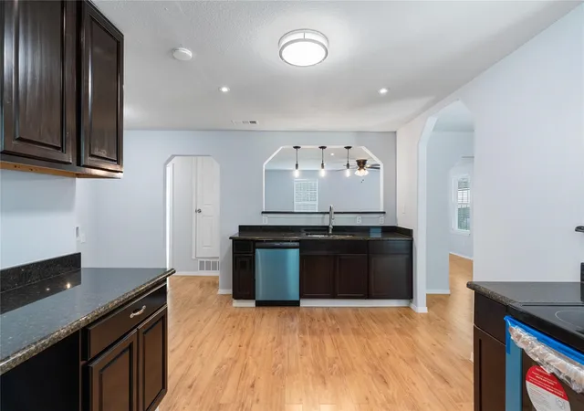 Photo 2 of Manufactured home for sale at 9573 Silvey, Quinlan, TX 75474 | MLS# 21401596 | Listing updated on 2026-10-02