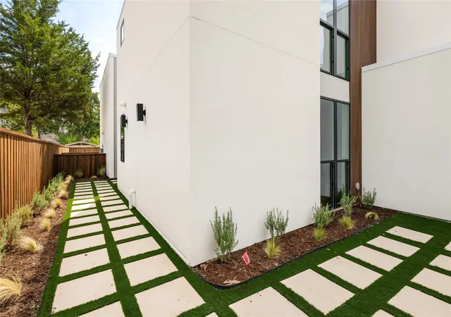 Photo 2 of Single family home for sale at 4430 Stigall Dr, Dallas, TX 75209 | MLS# 21399984 | Listing updated on 2026-10-10