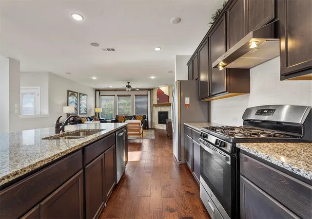 Photo 3 of Single family home for sale at 1609 Cedar Crst Dr, Forney, TX 75126 | MLS# 21401598 | Listing updated on 2026-10-02