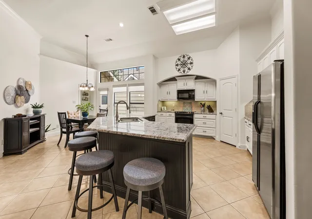 Photo 3 of Single family home for sale at 5813 Arbor Rd, North Richland Hills, TX 76180 | MLS# 21385157 | Listing updated on 2026-10-04