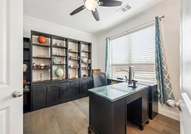 Photo 3 of Single family home for sale at 15012 Lions Back Cvs, Roanoke, TX 76262 | MLS# 21393397 | Listing updated on 2026-10-03