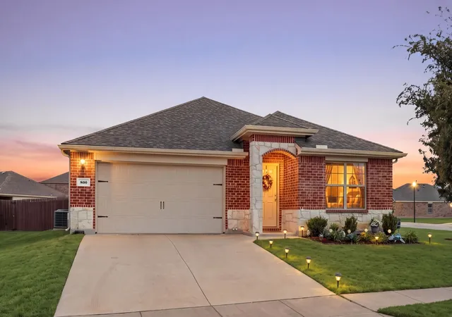 Photo 1 of Single family home for sale at 800 Amber St, Princeton, TX 75407 | MLS# 21398513 | Listing updated on 2026-10-09