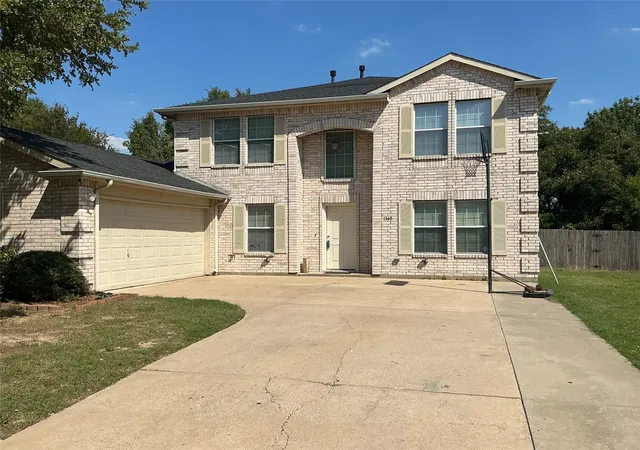 Single family home for sale at 1340 Lake Grv Ln, DeSoto, TX 75115 | MLS# 21394583