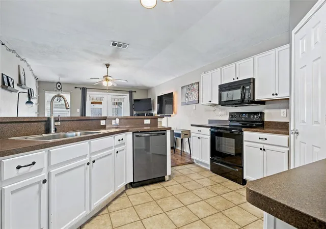 Photo 3 of Single family home for sale at 1709 White Mountain Way, Princeton, TX 75407 | MLS# 21397447 | Listing updated on 2026-10-02
