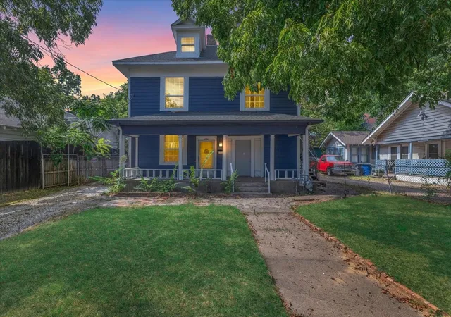 Photo 1 of Single family home for sale at 3709 Wendelkin St, Dallas, TX 75215 | MLS# 21396277 | Listing updated on 2026-10-02
