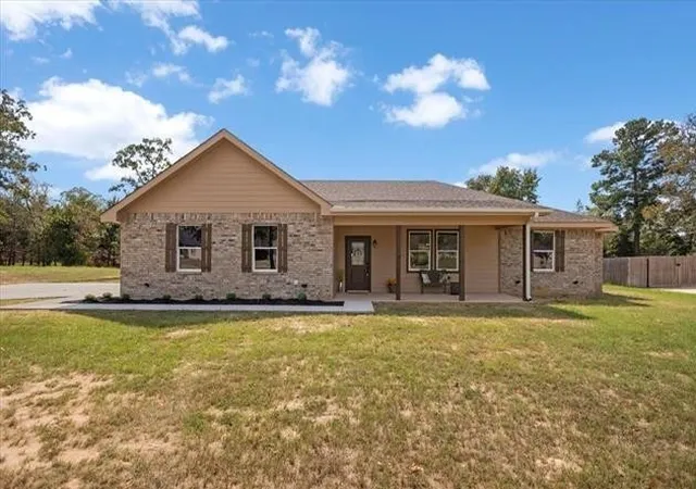 Photo 1 of Single family home for sale at 277 Prairie 6305, Mineola, TX 75773 | MLS# 21401625 | Listing updated on 2026-10-02