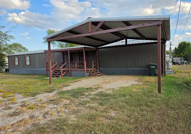 Photo 1 of Manufactured home for sale at 414 Kaci Jo, Mabank, TX 75147 | MLS# 21401780 | Listing updated on 2026-10-02