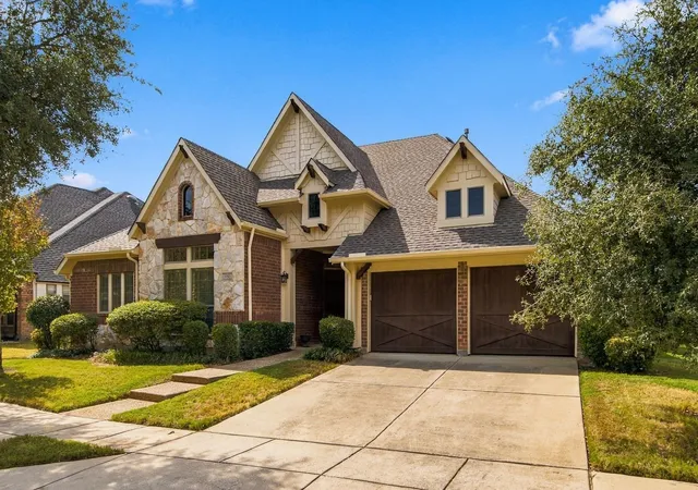 Photo 2 of Single family home for sale at 850 Carolina Way, Lantana, TX 76226 | MLS# 21401783 | Listing updated on 2026-10-02