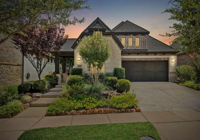 Photo 1 of Single family home for sale at 6009 Heron Bay Ln, Mc Kinney, TX 75070 | MLS# 21401700 | Listing updated on 2026-10-07