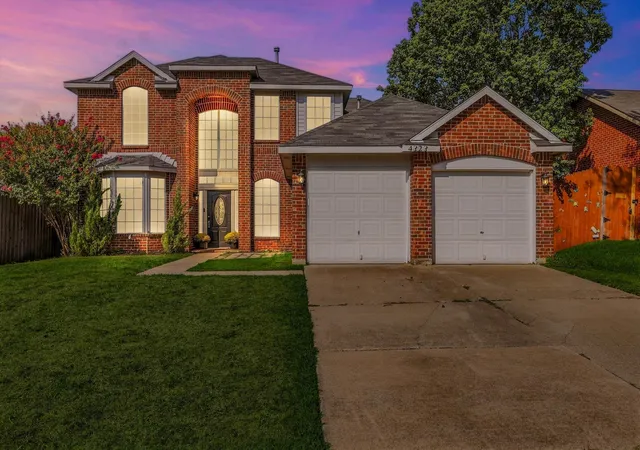 Photo 1 of Single family home for sale at 4323 Briar Hl Dr, Grand Prairie, TX 75052 | MLS# 21399930 | Listing updated on 2026-10-30