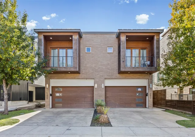 Single family home for sale at 2009 N Prairie Ave #2009, Dallas, TX 75204 | MLS# 21383959