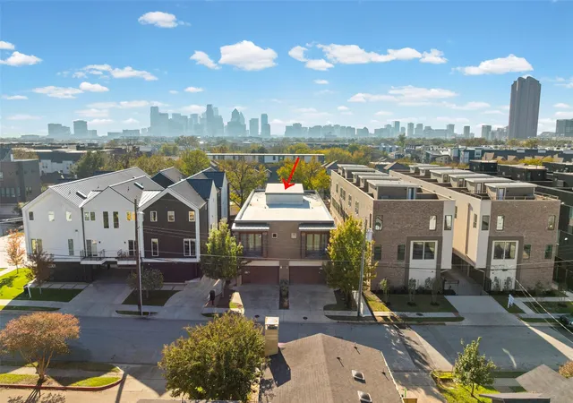 Photo 1 of Multi family home for sale at 2009/2011 N Prairie Ave #2009/2011, Dallas, TX 75204 | MLS# 21383958 | Listing updated on 2026-10-09