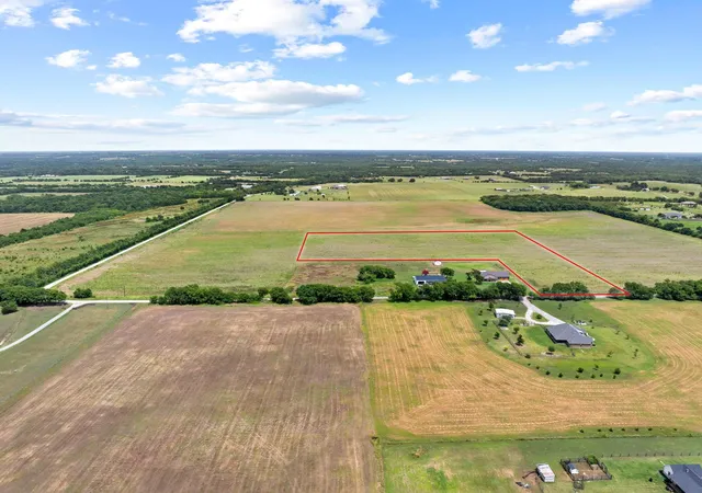 Photo 1 of Land for sale at 11 Acres Sedalia Rd, Van Alstyne, TX 75495 | MLS# 21399639 | Listing updated on 2026-10-06