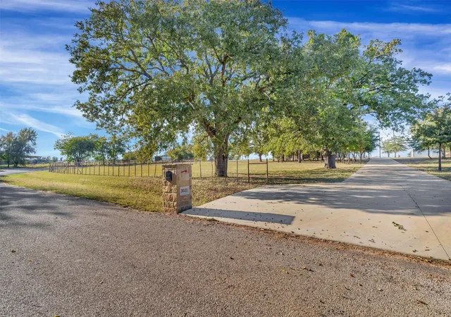 Photo 3 of Single family home for sale at 3031 Powell Cemetery Rd, Tolar, TX 76476 | MLS# 21401032 | Listing updated on 2026-10-02