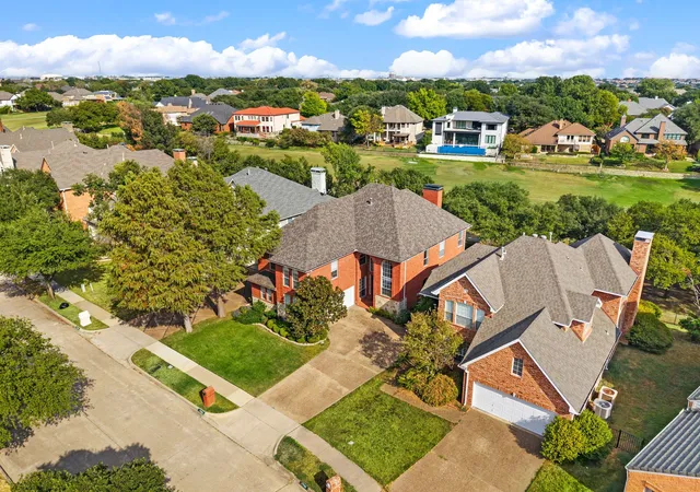 Photo 2 of Single family home for sale at 7626 Lakecrest Cir, Irving, TX 75063 | MLS# 21397393 | Listing updated on 2026-10-03