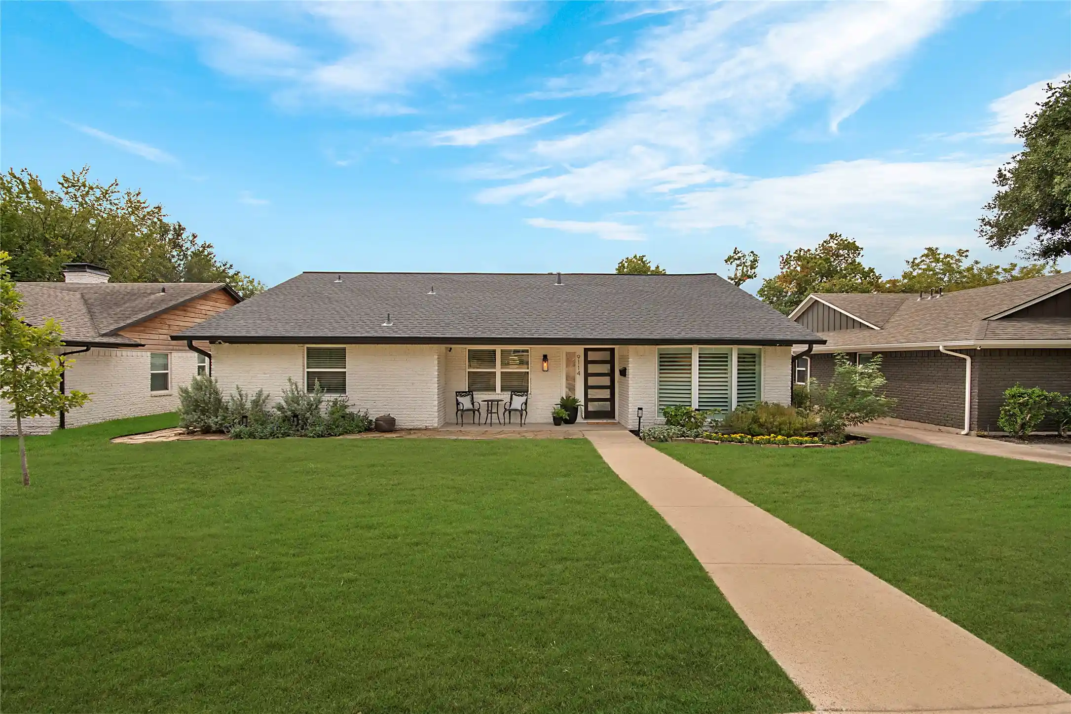Photo 1 of Single family home for sale at 9114 Westglen Dr, Dallas, TX 75228 | MLS# 21398690 | Listing updated on 2026-10-27