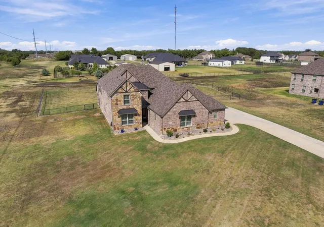 Photo 1 of Single family home for sale at 348 Magnolia Dr, Van Alstyne, TX 75495 | MLS# 21399364 | Listing updated on 2026-10-03