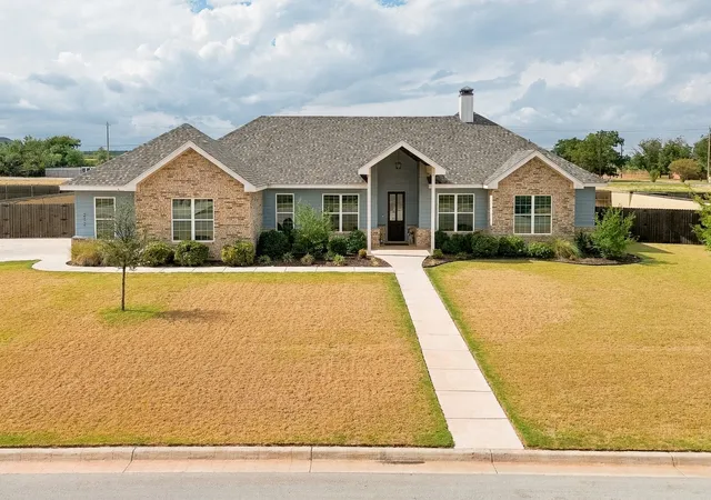 Photo 1 of Single family home for sale at 212 Runnymede Way, Abilene, TX 79606 | MLS# 21400258 | Listing updated on 2026-10-05