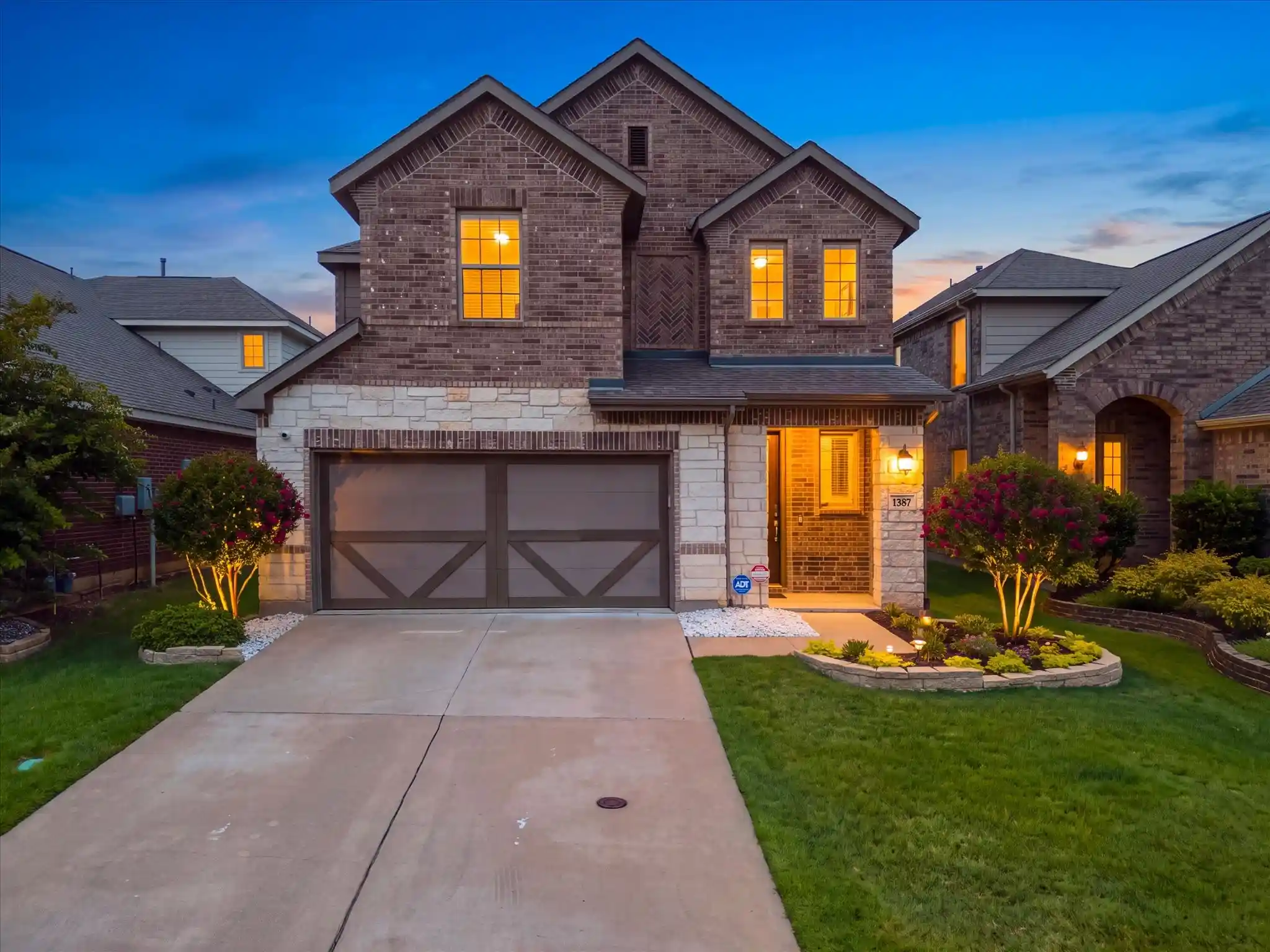 Photo 1 of Single family home for sale at 1387 Bonanza Ln, Lewisville, TX 75077 | MLS# 21395215 | Listing updated on 2026-10-27