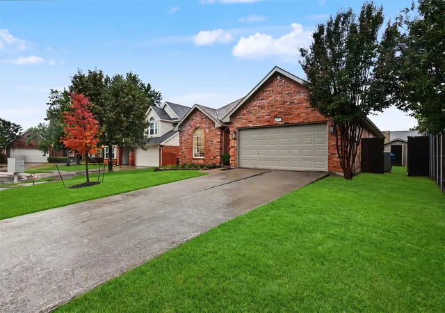 Single family home for sale at 1213 Marcus Ct, Flower Mound, TX 75028 | MLS# 21376098 | Listing updated on 2026-10-04