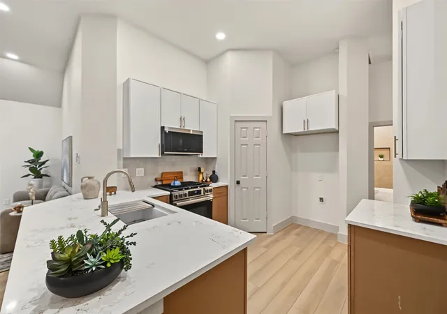Photo 3 of Single family home for sale at 1213 Marcus Ct, Flower Mound, TX 75028 | MLS# 21376098 | Listing updated on 2026-10-04