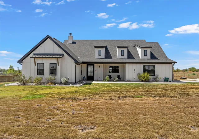 Photo 2 of Single family home for sale at 446 Wade Dr, Eddy, TX 76524 | MLS# 21401299 | Listing updated on 2026-10-08