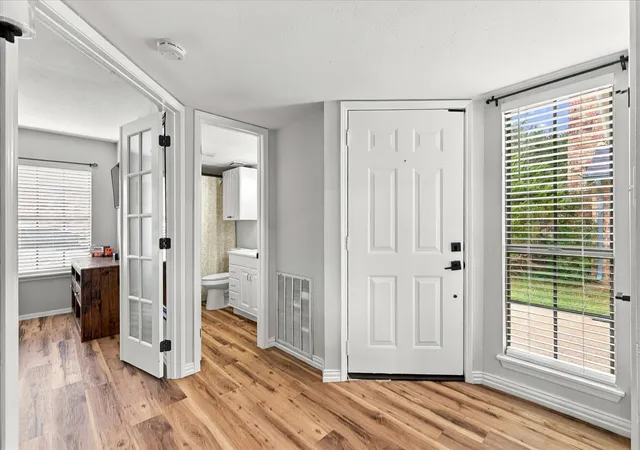 Photo 4 of Single family home for sale at 3136 Harbinger Ln, Dallas, TX 75287 | MLS# 21401487 | Listing updated on 2026-10-03