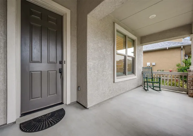 Photo 4 of Single family home for sale at 9621 Creekwood Dr, Denton, TX 76207 | MLS# 21401915 | Listing updated on 2026-10-03