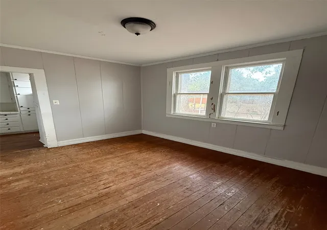 Photo 3 of Single family home for sale at 405 N Pearl St, Comanche, TX 76442 | MLS# 21399842 | Listing updated on 2026-10-03