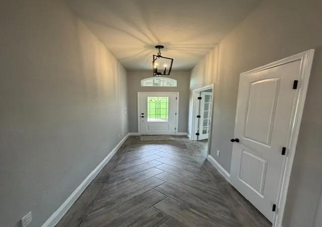 Photo 2 of Single family home for sale at 1039 Deer Is Ct, Azle, TX 76020 | MLS# 21402093 | Listing updated on 2026-10-07