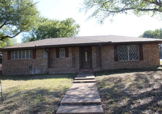 Photo 1 of Single family home for sale at 202 N 29th Street, Gatesville, TX 76528 | MLS# 21402094 | Listing updated on 2026-10-06