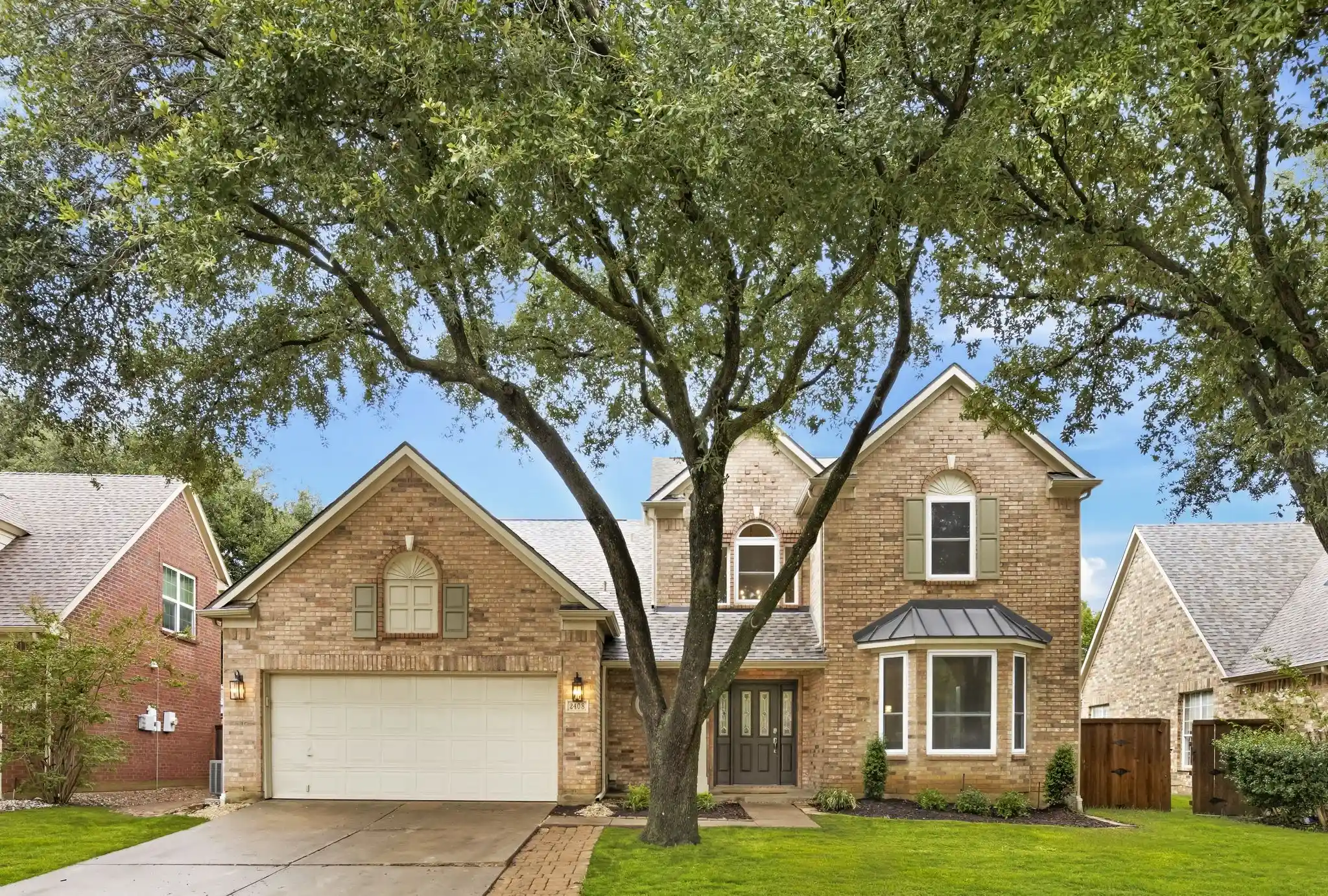 Single family home for sale at 2408 Amber Ln, Flower Mound, TX 75028 | MLS# 21401402
