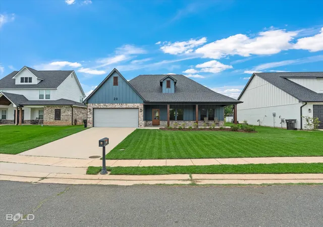 Photo 1 of Single family home for sale at 20 Legacy Ct, Haughton, LA 71037 | MLS# 21402181 | Listing updated on 2026-10-03