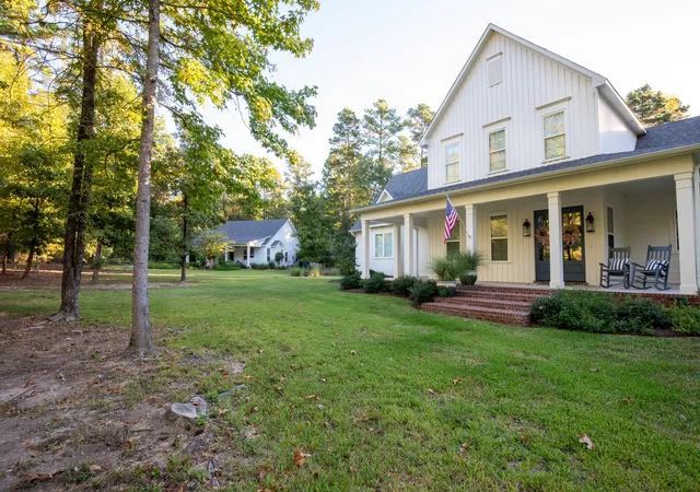 Photo 3 of Single family home for sale at 2516 Old Plain Dealing Rd, Plain Dealing, LA 71064 | MLS# 21402221 | Listing updated on 2026-10-07