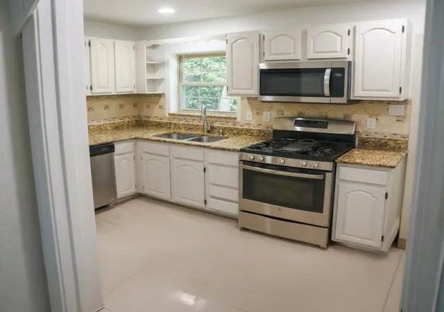 Photo 3 of Single family home for sale at 3131 E Latta Cir, Dallas, TX 75227 | MLS# 21401644 | Listing updated on 2026-10-10
