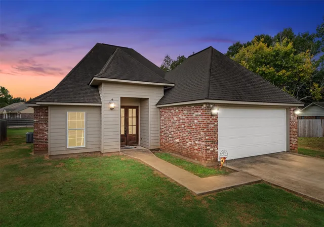Photo 1 of Single family home for sale at 101 Jason Ln, Natchitoches, LA 71457 | MLS# 21401729 | Listing updated on 2026-10-08