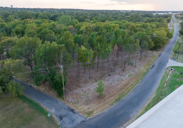 Land for sale at 11 Center St #T, Paris, TX 75460 | MLS# 21402295