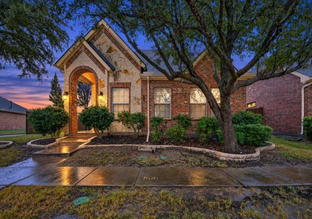 Photo 1 of Single family home for sale at 1824 Harlequin Pl, Allen, TX 75002 | MLS# 21402067 | Listing updated on 2026-10-03