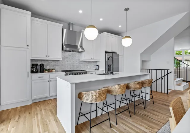 Photo 3 of Single family home for sale at 1852 Mecca St, Dallas, TX 75206 | MLS# 21402317 | Listing updated on 2026-10-03