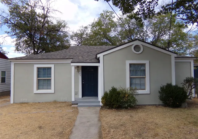 Photo 1 of Sale Pending at 2423 Marfa Ave, Dallas, TX 75216 | MLS# 21402330 | Listing updated on 2026-10-06