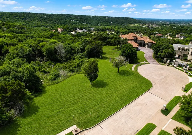 Photo 1 of Land for sale at 2132 Grand View Ct, Cedar Hill, TX 75104 | MLS# 21402382 | Listing updated on 2026-10-03