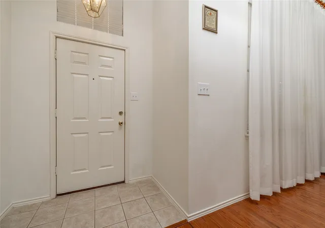 Photo 4 of Single family home for sale at 4413 Chaparral Crk Dr, Fort Worth, TX 76123 | MLS# 21402264 | Listing updated on 2026-10-03