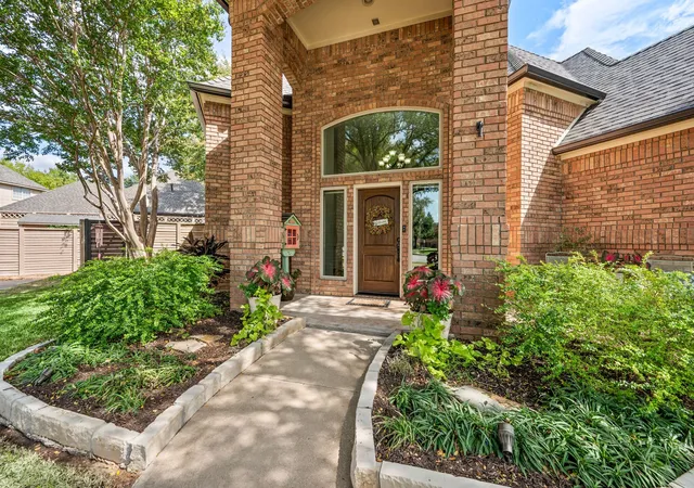 Photo 3 of Single family home for sale at 2736 Woodbridge Dr, Hurst, TX 76054 | MLS# 21401042 | Listing updated on 2026-10-03